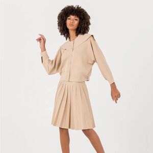 NWT Aleeza Paris Pleated Knit Wonder 27” Skirt in Mocha Size XS